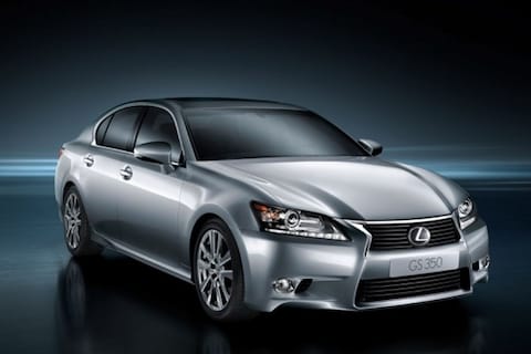 Lexus GS voortijdig op internet