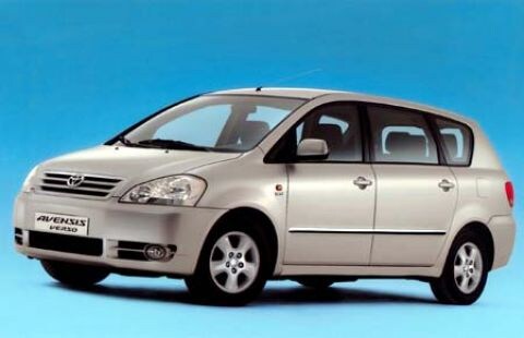 Toyota Avensis Verso opvolger van d