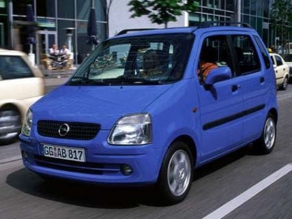 Kleurrijke Opel Agila