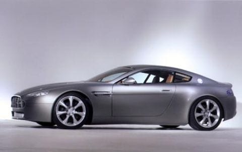 Aston Martin AMV8