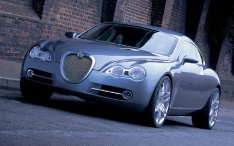 Compacte 4-deurs coupé van Jaguar