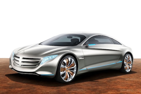 Mercedes F125 naar AutoWeek Live