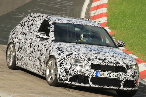 Audi RS4 raast over Ring