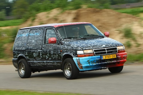 Klokje rond Dodge Ram Van