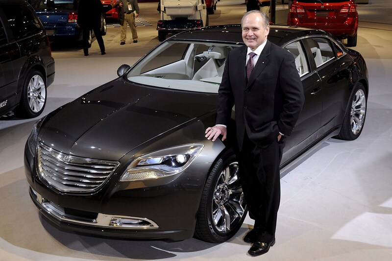 Bob Nardelli bij de Chrysler 200 concept | ANP/EPA