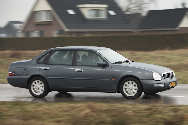 Klokje rond Ford Scorpio 2.9i Ghia