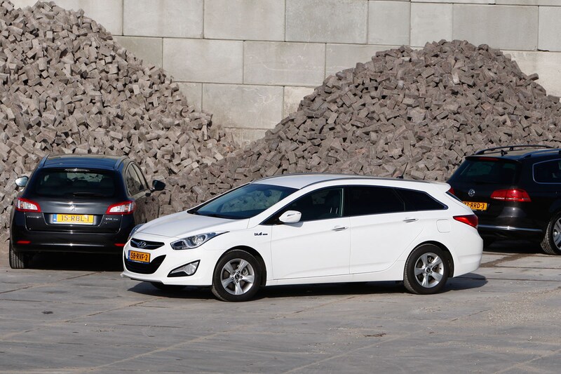 Triotest Hyundai i40 Crosswagon 1.6 GDI - Peugeot 
