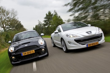 Mini Coupé-Peugeot RCZ