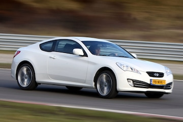 Hyundai Genesis Coupé 3.8 V6