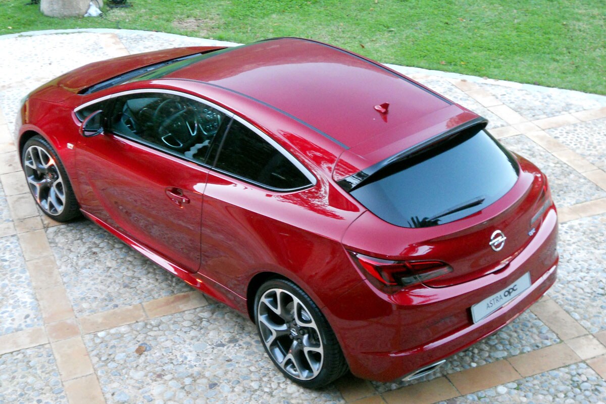Opel Astra OPC