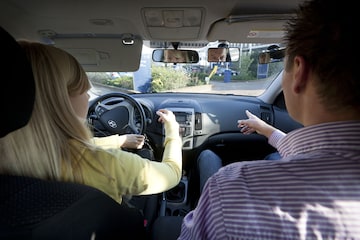 Autorijles voor 16-jarigen | Foto: ANP