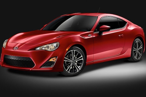 Scion FR-S maakt coupétrio compleet