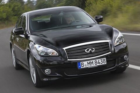 Infiniti M krijgt Mercedes viercilinders