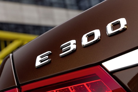 Rechtsverkeer: Auto met schadeverleden