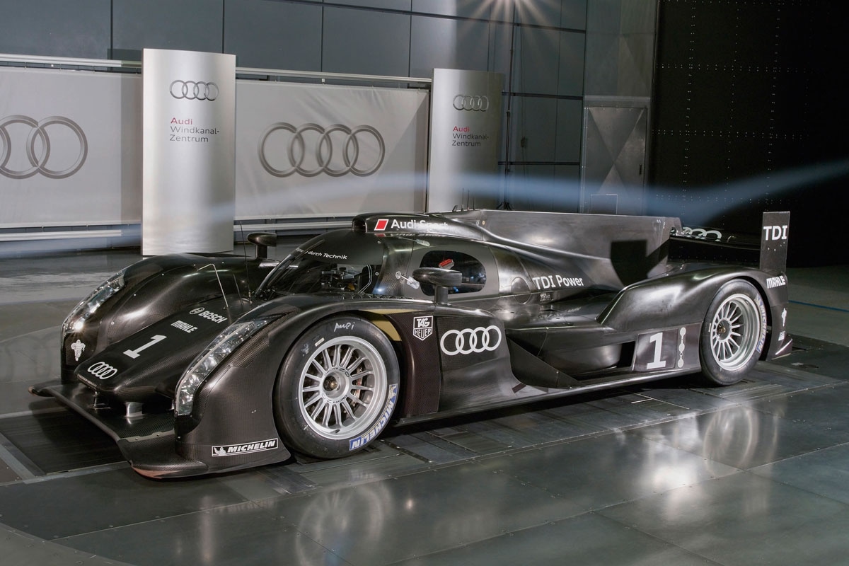 Audi R18
