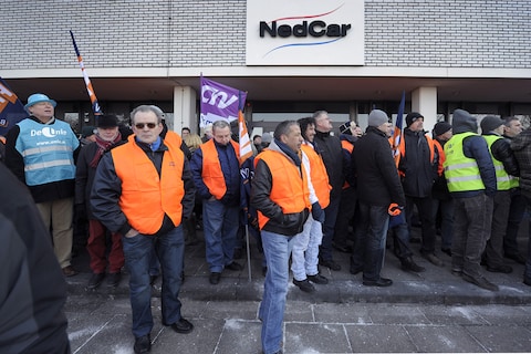 Personeel Nedcar staakt tegen laksheid Mitsubishi