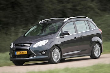 Ford Grand C-MAX 1.6 TCDI 115pk Titanium