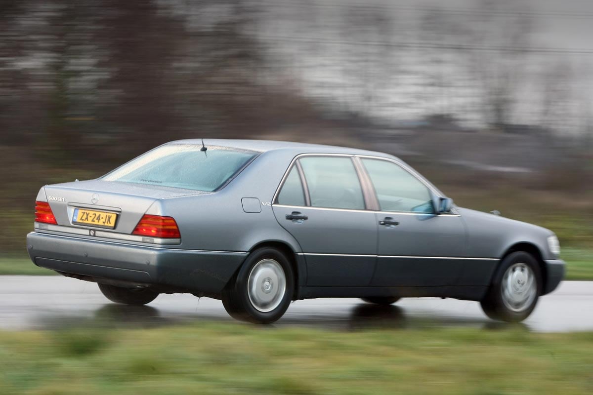 Klokje rond Mercedes-Benz 600 SEL