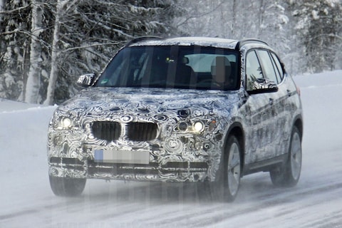 Eerste spyshots van gefacelifte BMW X1