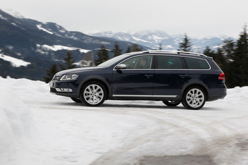 Volkswagen Passat Alltrack intro