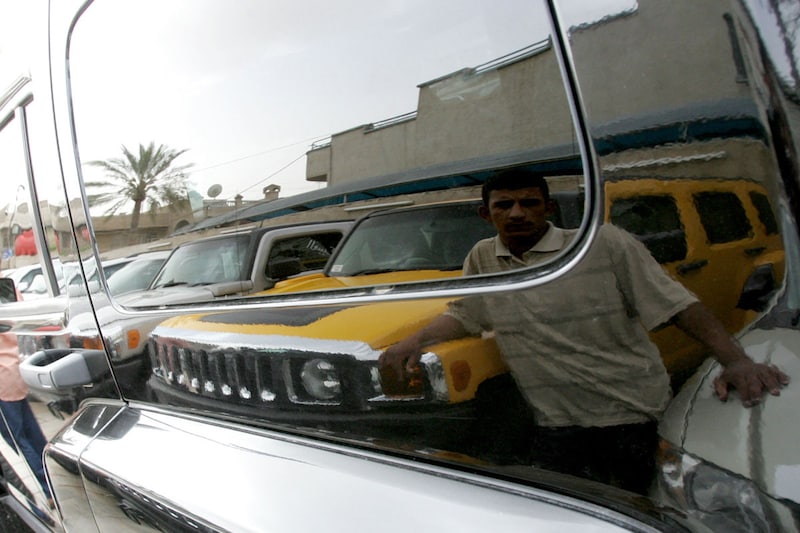 Auto's in Irak (foto: ANP)