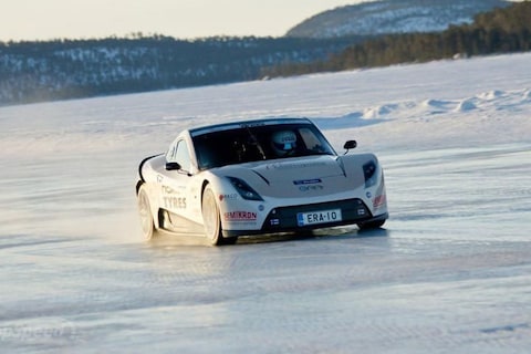 Met 250 km/h over een ijsmeer - elektrisch!