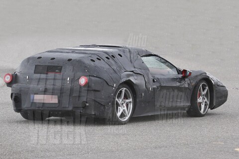 Journaal: spionage Ferrari en McLaren