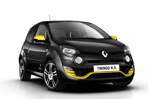 Verlaat feestje met de Twingo RS Red Bull