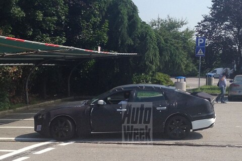 Quattroporte in het spoor van de Panamera