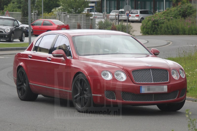 Bentley Continental Flying Spur V8