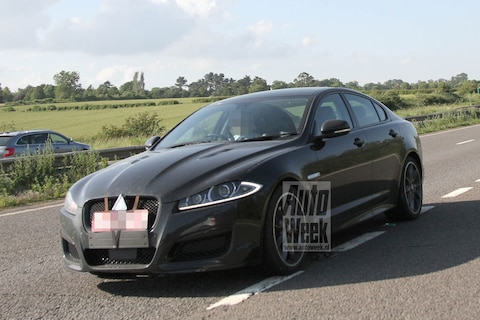 Jaguar XFR-S bijna af