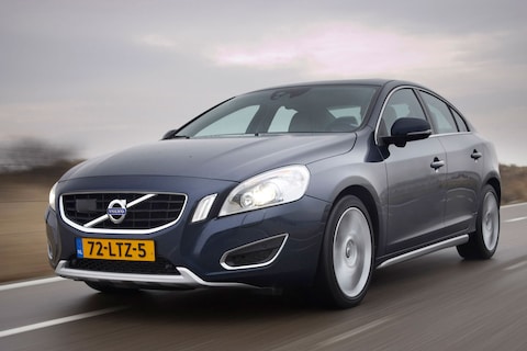Volvo S60 D5 Summum (2011)