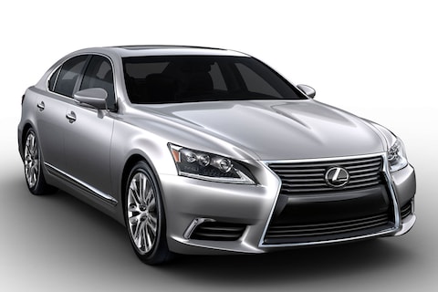 Lexus LS lekt groots uit op het web