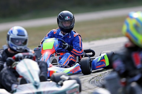 Buiten spelen met een Rotax kart