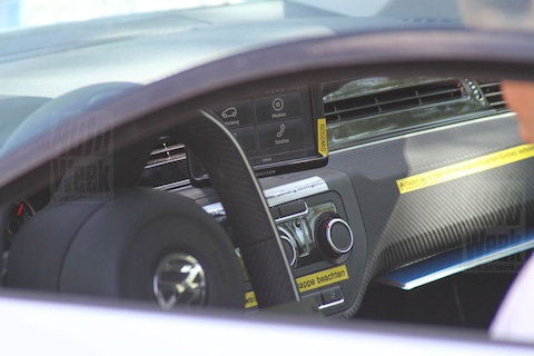 Volkswagen XL1 laat carbon binnenste zien