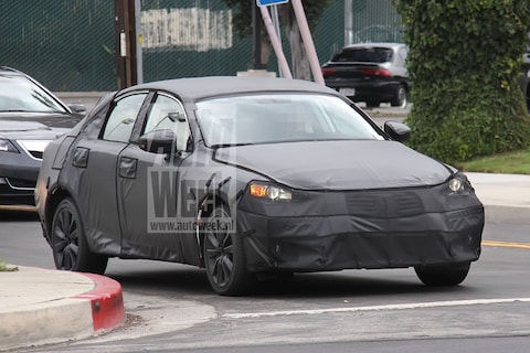 Nieuwe Lexus IS houdt het spannend