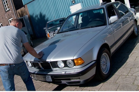 Journaal - BMW V12 is 25 jaar