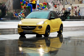 Opel Adam