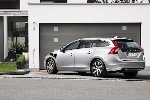 Ook Volvo V60 Plug-in Hybrid op benzine