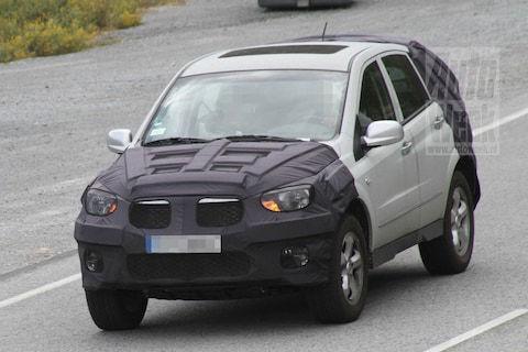 SsangYong Actyon met dikke jas