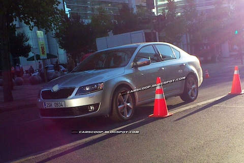 Hallo, daar is de nieuwe Skoda Octavia weer!