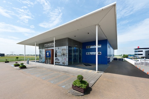 Verkoop Peugeot Experience afgerond