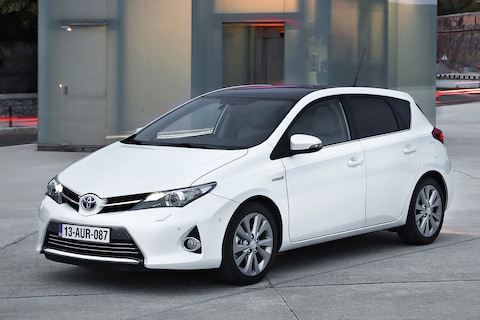 Toyota maakt Auris Hybrid zuiniger