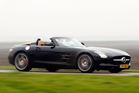 Mercedes-Benz SLS AMG Roadster (2012)