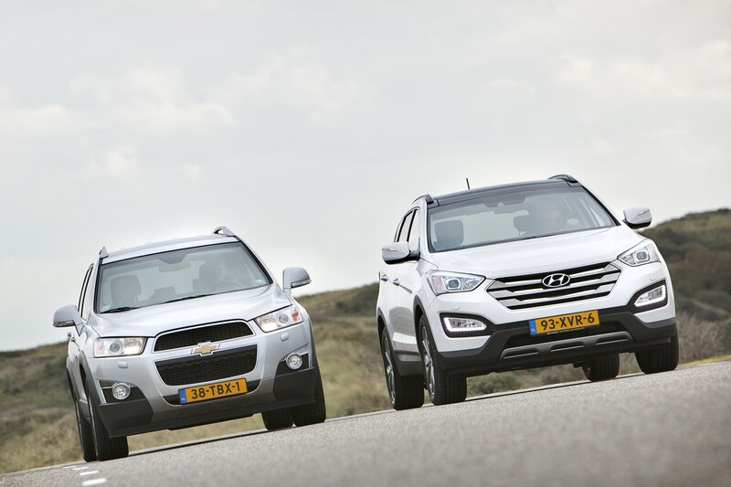 Hyundai Santa Fe - Chevrolet Captiva