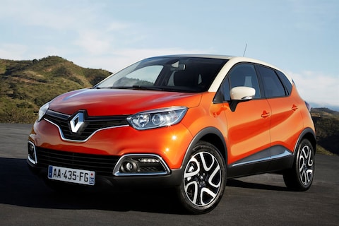 Renault Captur op ramkoers richting Peugeot 2008