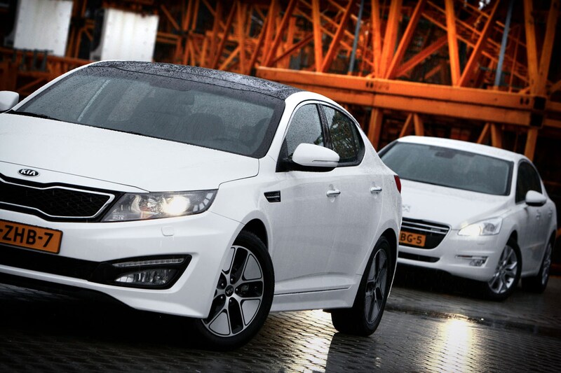 Peugeot 507 vs Kia Optima