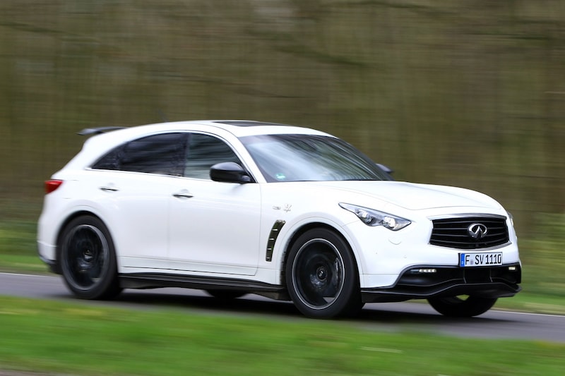 Infiniti FX50 Sebastian Vettel