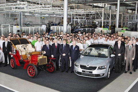 Skoda viert feest met 15 miljoenste auto