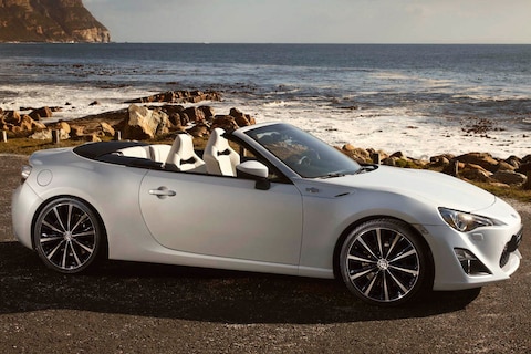 Touwtrekken om Toyota GT86 Cabrio
